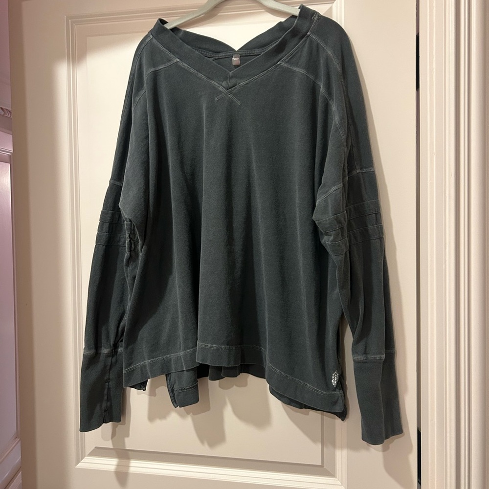Free people movement top